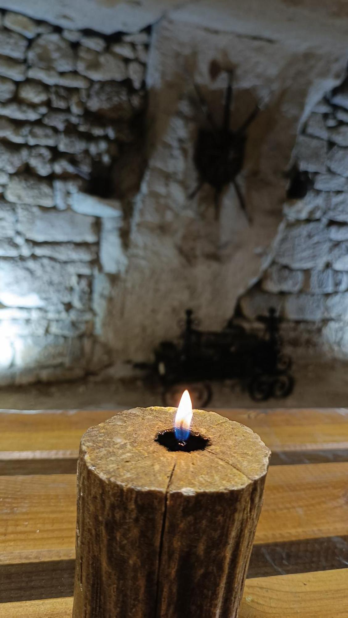 Meuble De Tourisme Petit Chail Saint Savinien 外观 照片